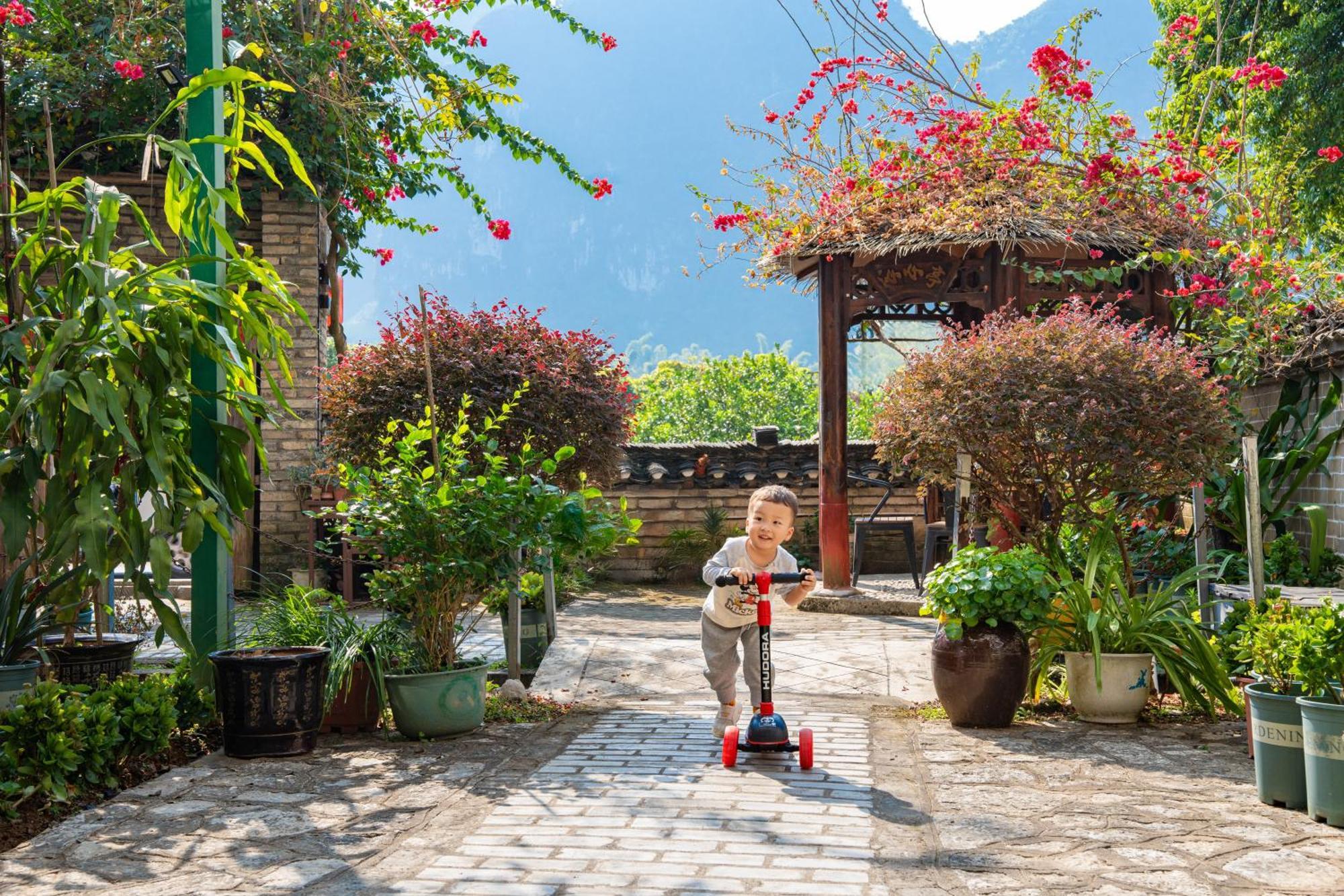 Leisure Courtyard Hotel Yangshuo Εξωτερικό φωτογραφία